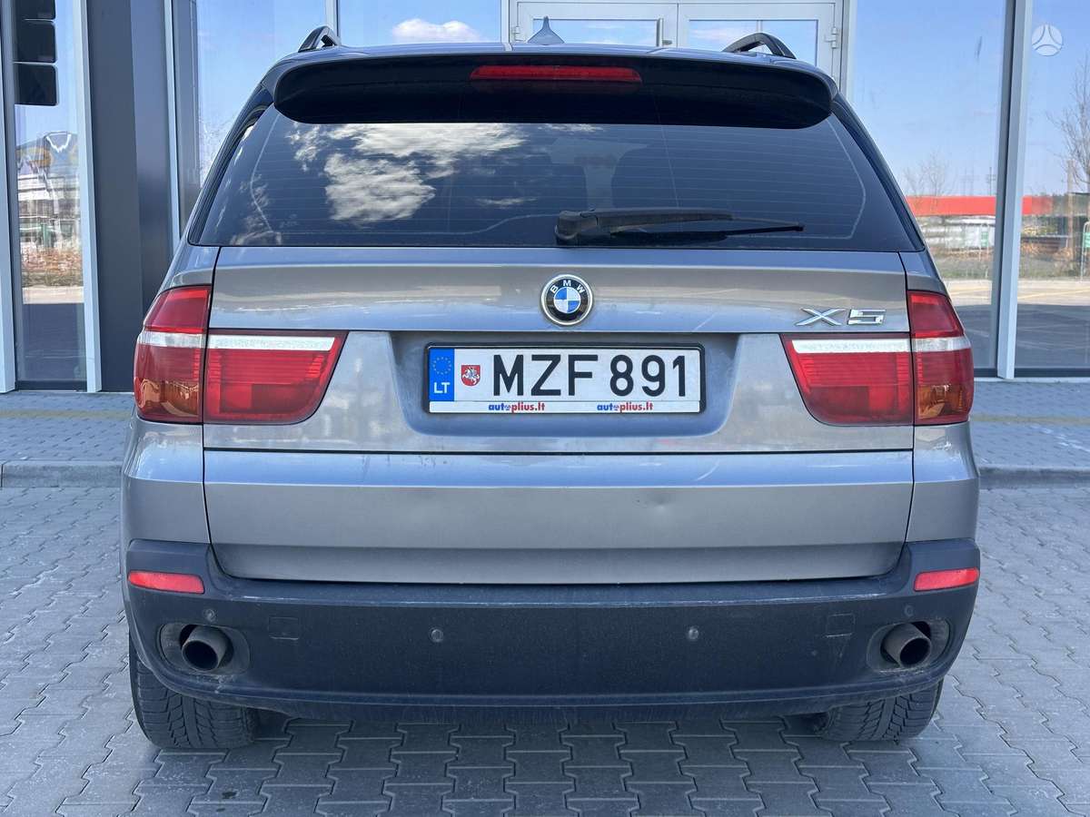 BMW X5 2009 — photo 5