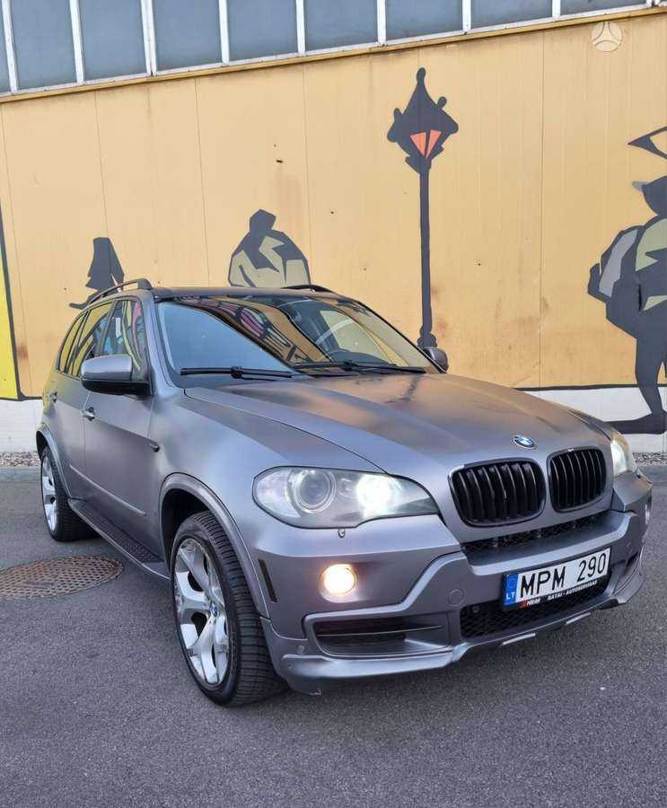 BMW X5 2009 — photo 6