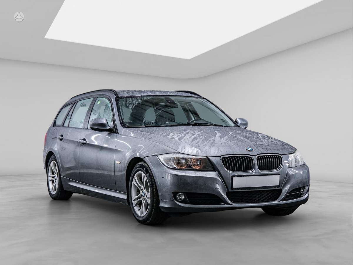 BMW 318 2010 — engine 2000 cm³, 136 HP (100kW)