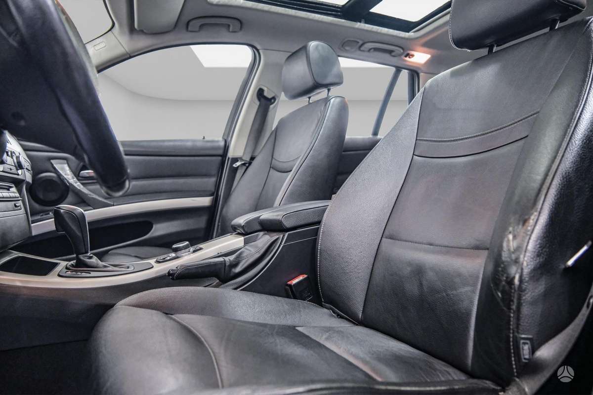 BMW 318 2010 — photo 5