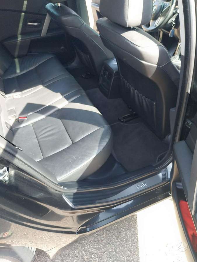 BMW 530 2005 — photo 12