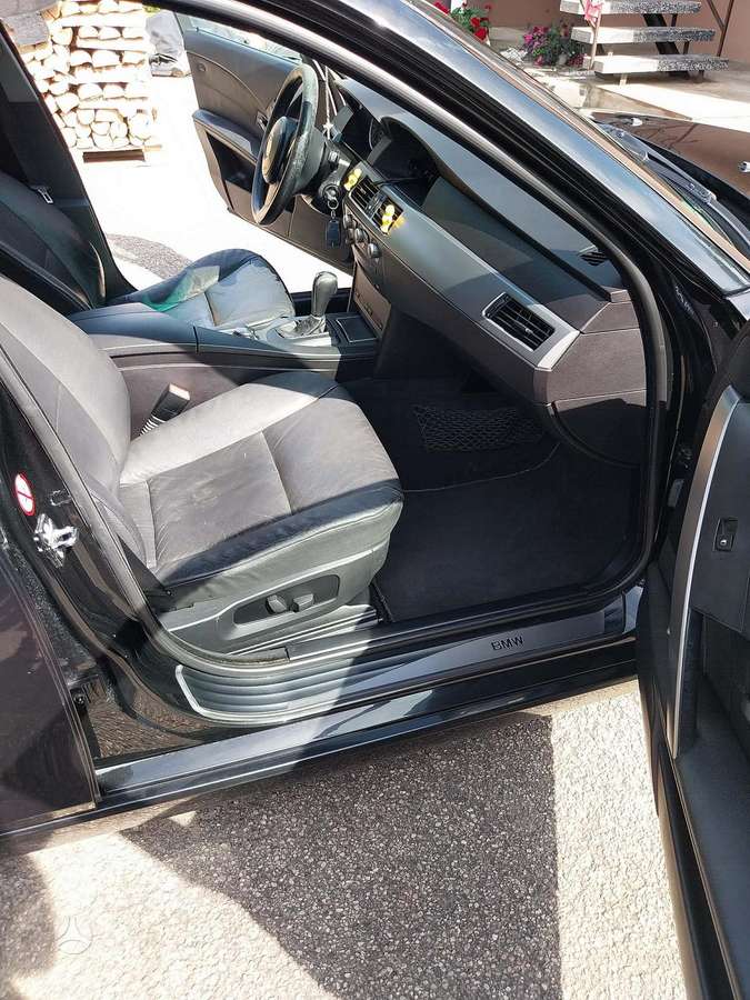 BMW 530 2005 — photo 13