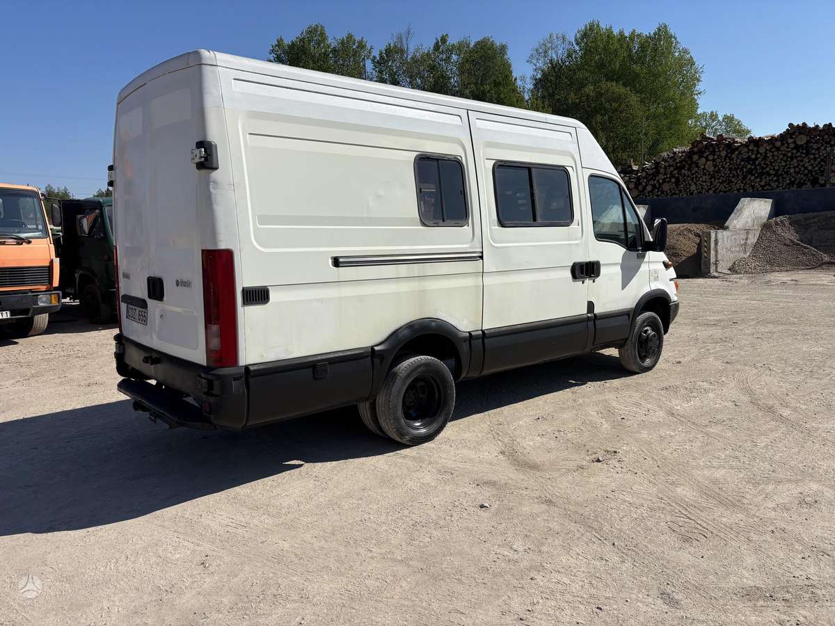 Iveco Daily 2006 — салон