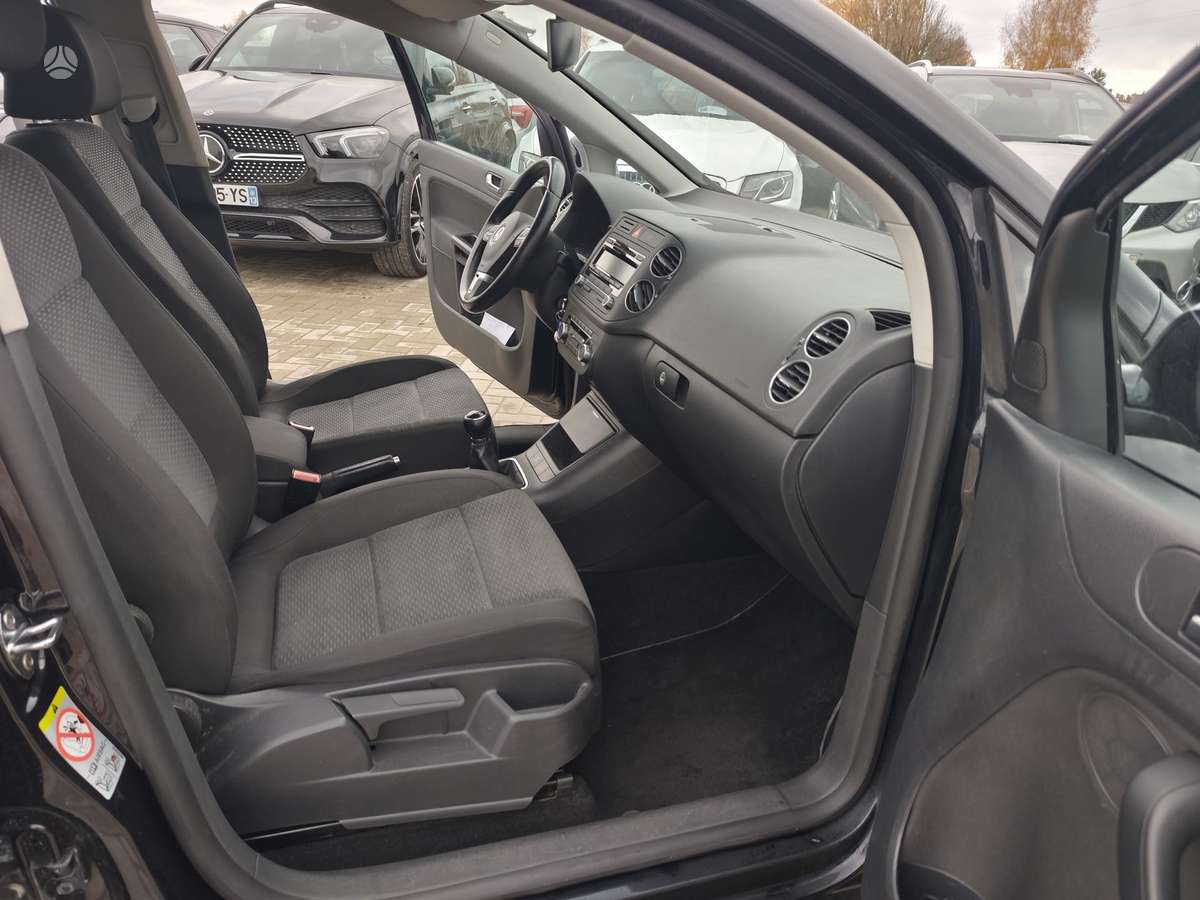 Volkswagen Golf 2010 — photo 13