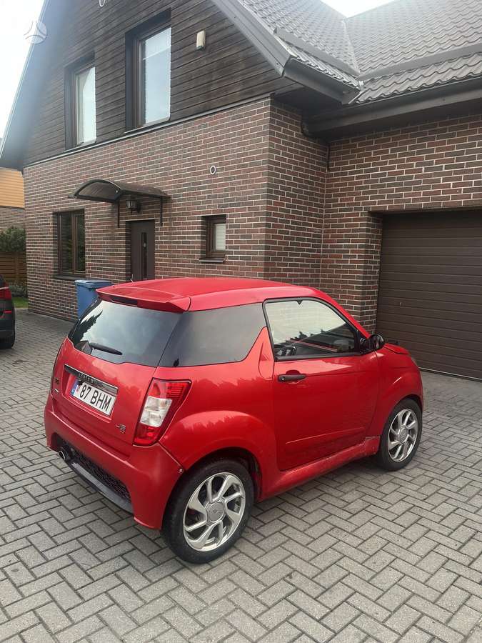 Ligier JS50 2015 — engine 480 cm³, 5 HP (4kW)