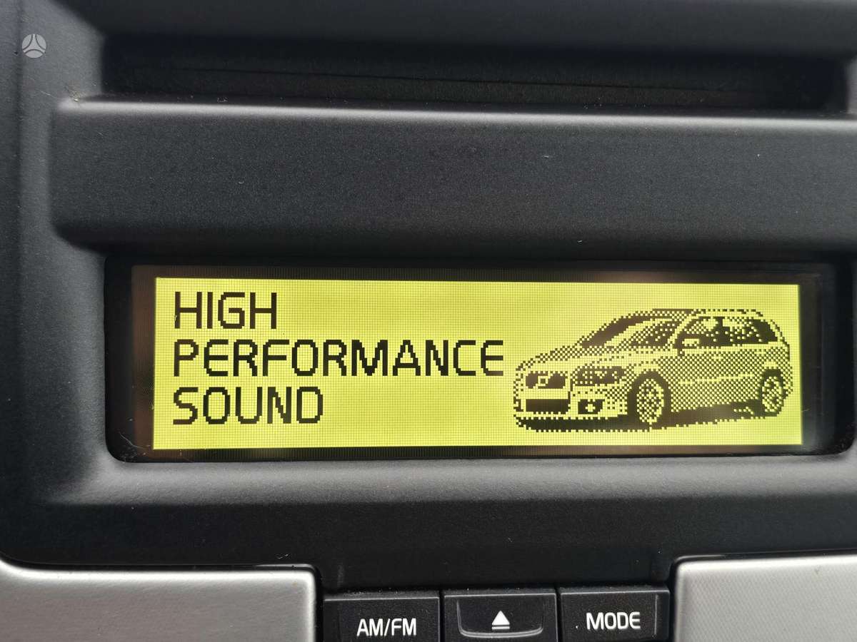 Volvo V50 2010 — photo 8