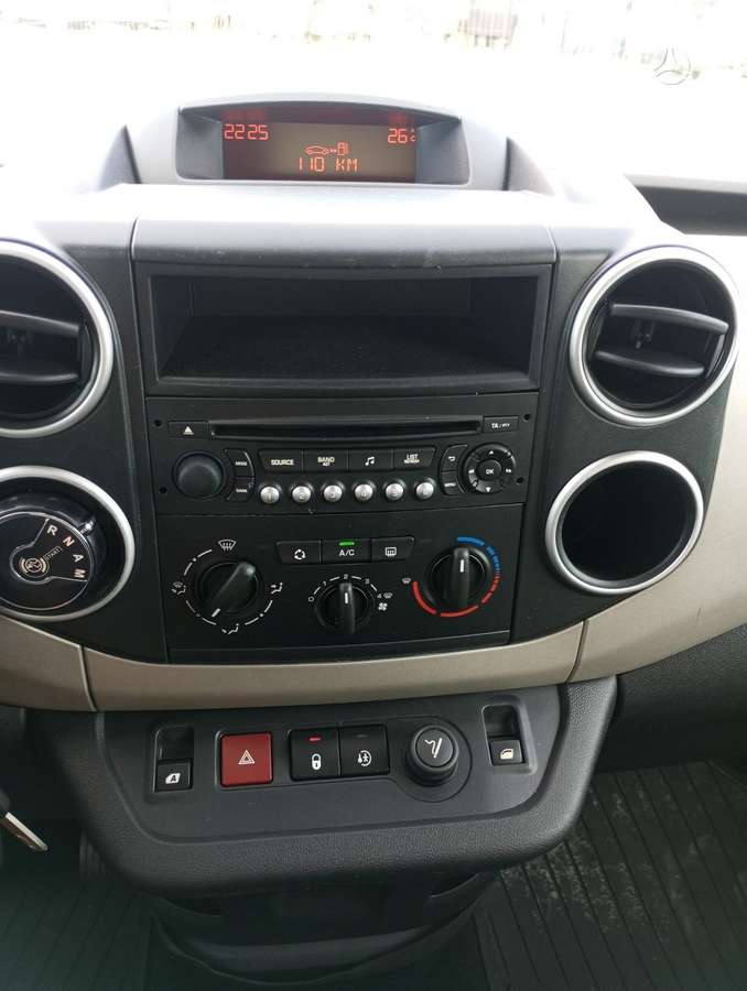 Peugeot Partner 2013 — photo 15