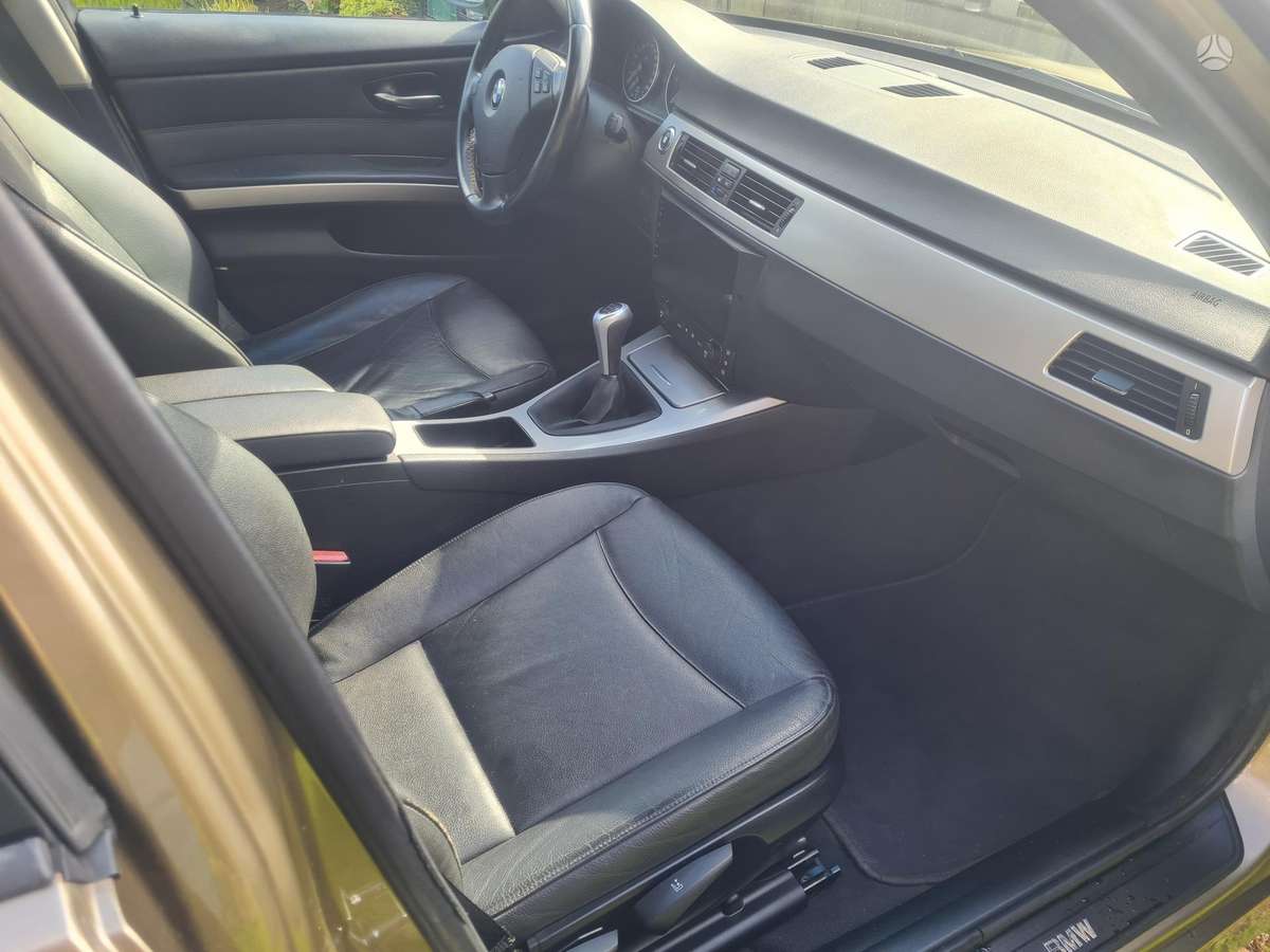 BMW 320 2006 — photo 12