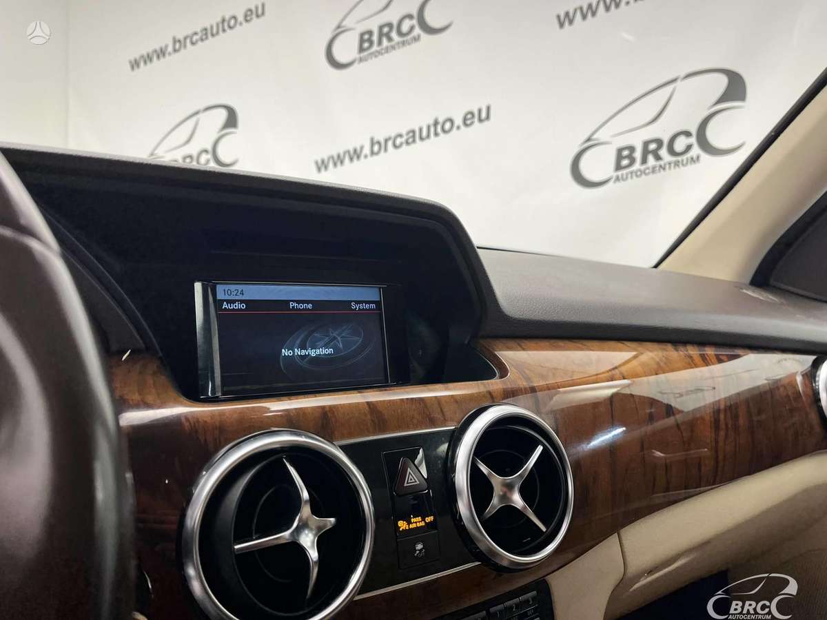 Mercedes-Benz GLK350 2013 — фото 29