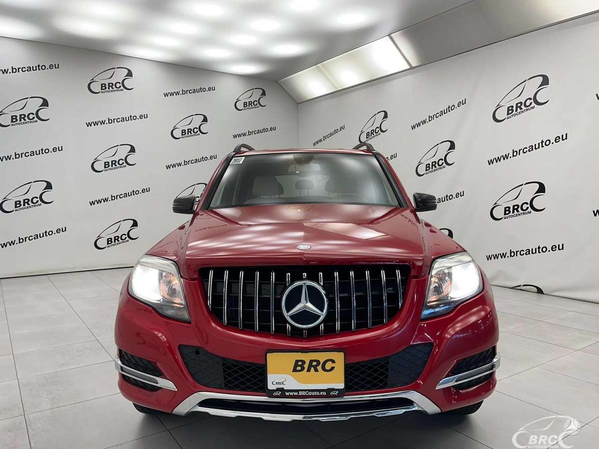 Mercedes-Benz GLK350 2013 — двигун 3498 cm³, 306 HP (225kW)