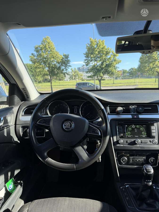 Skoda Superb 2014 — photo 8