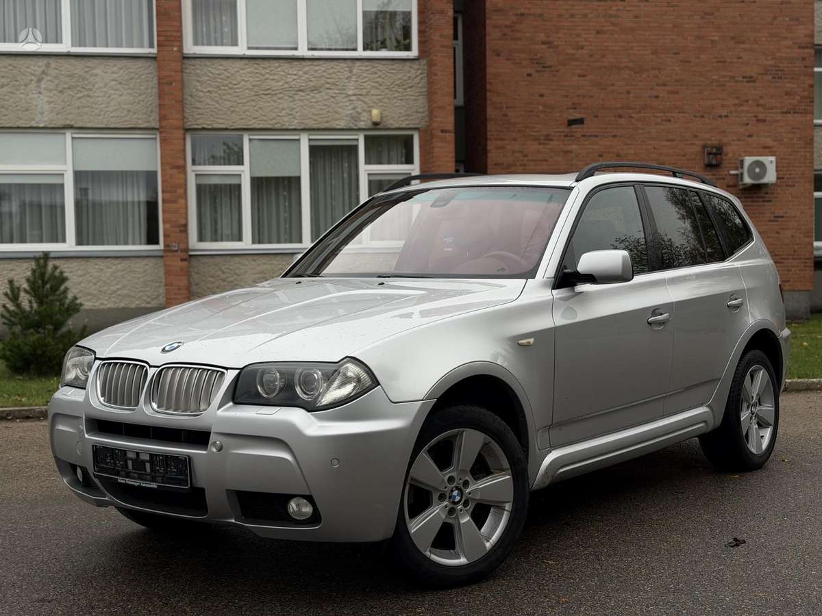 BMW X3 2007 — салон