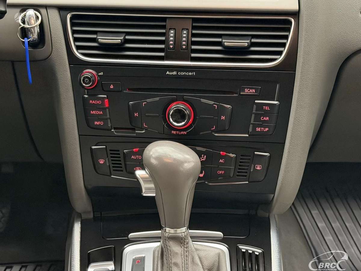 Audi A4 2009 — photo 19