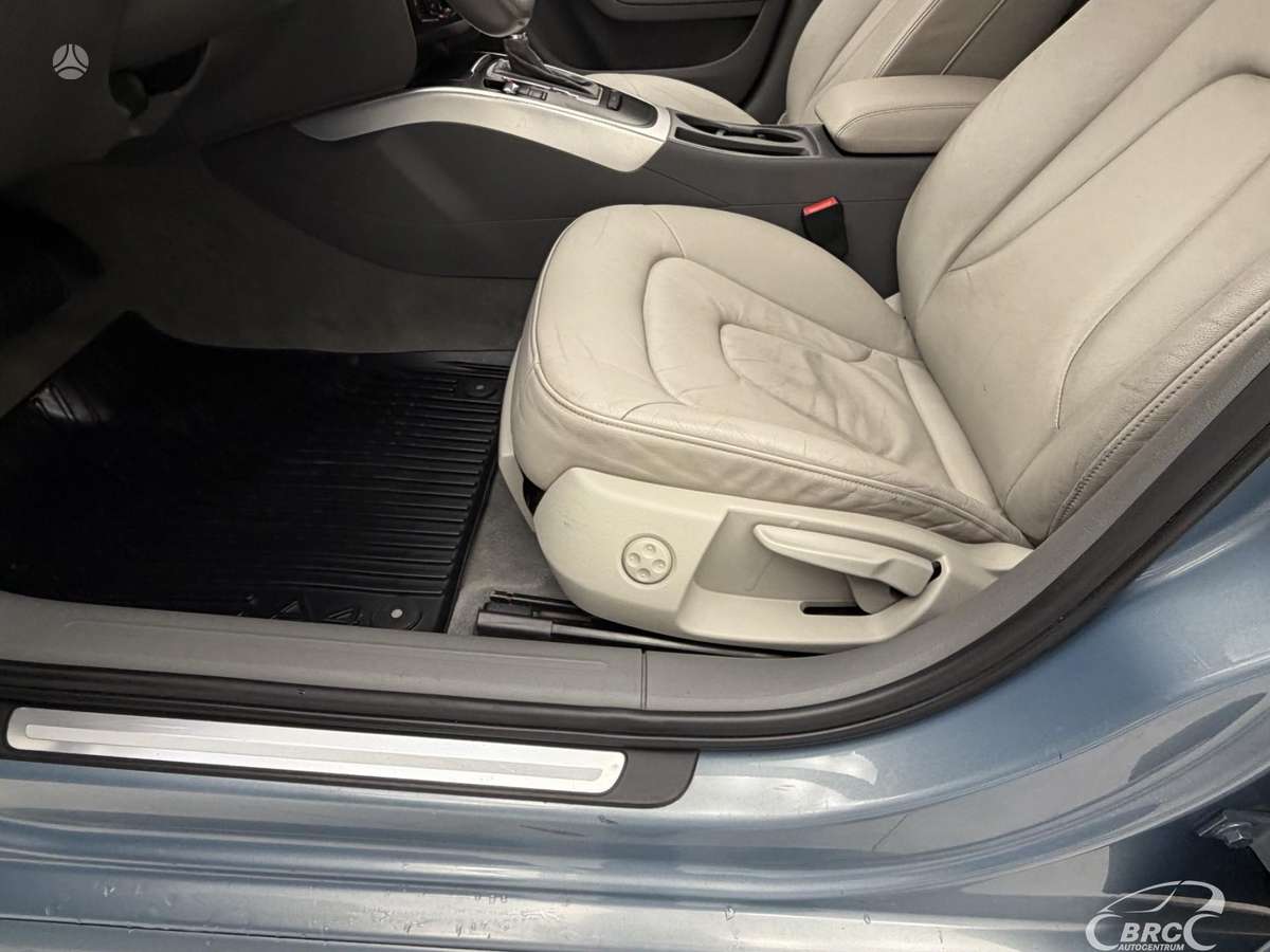 Audi A4 2009 — photo 25