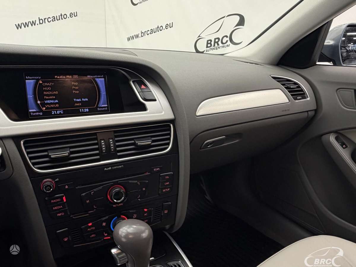 Audi A4 2009 — photo 29