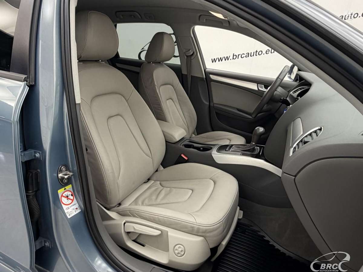 Audi A4 2009 — photo 8