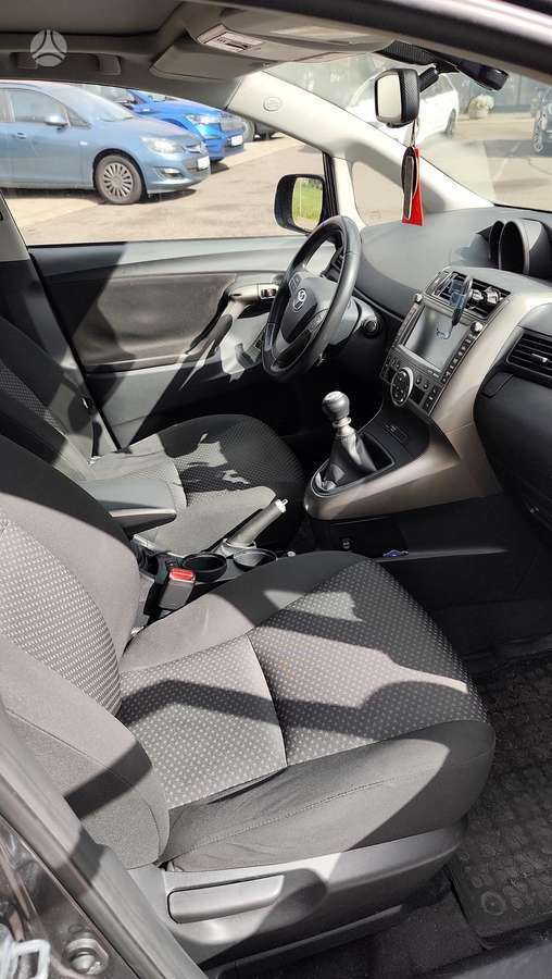 Toyota Verso 2009 — photo 10
