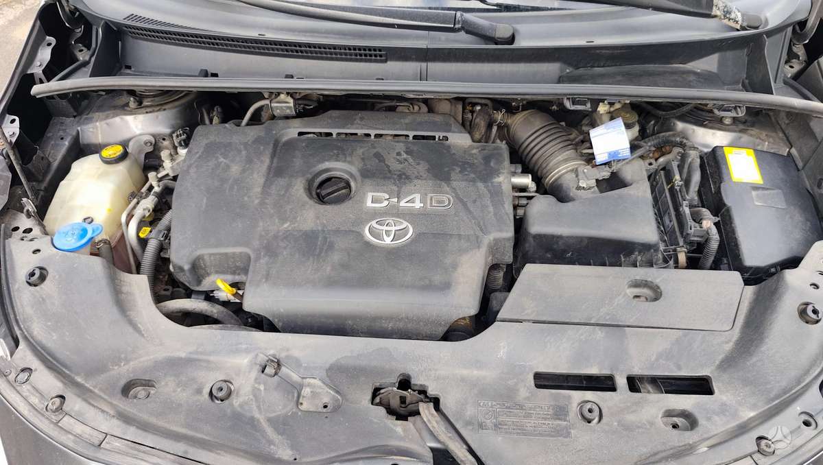 Toyota Verso 2009 — photo 15