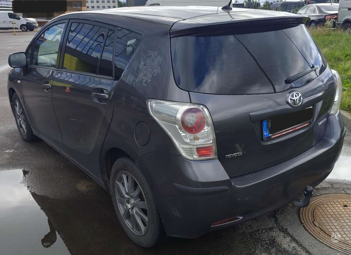 Toyota Verso 2009 — photo 5
