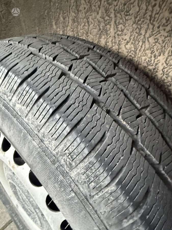 Volkswagen Transporter 2009 — photo 10