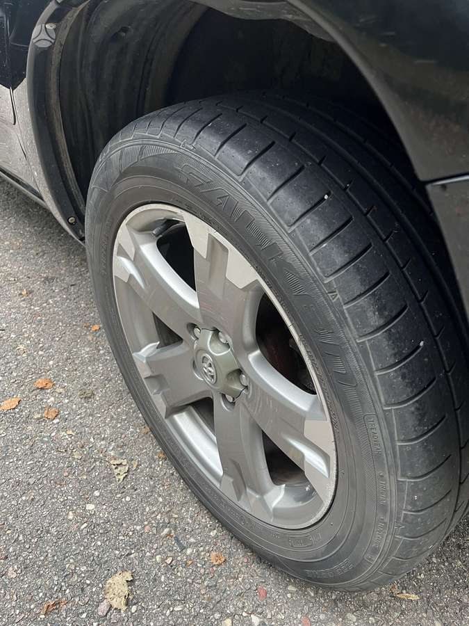 Toyota RAV4 2010 — photo 17