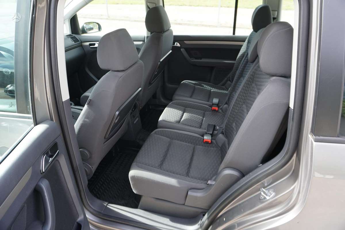 Volkswagen Touran 2007 — photo 13