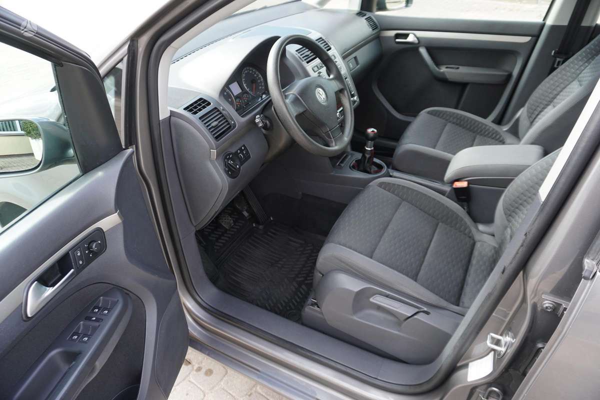 Volkswagen Touran 2007 — photo 5