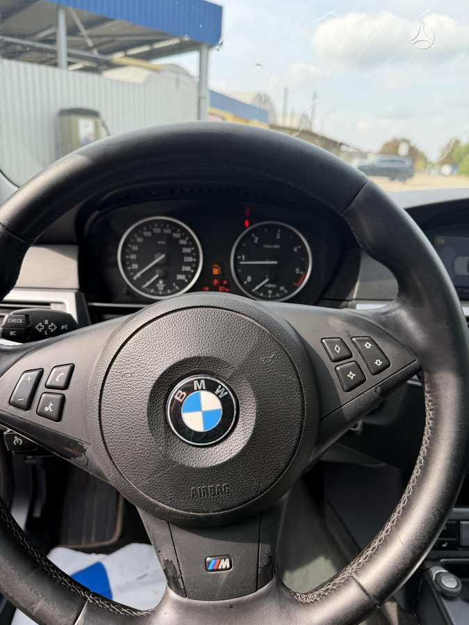 BMW 520 2007 — photo 9