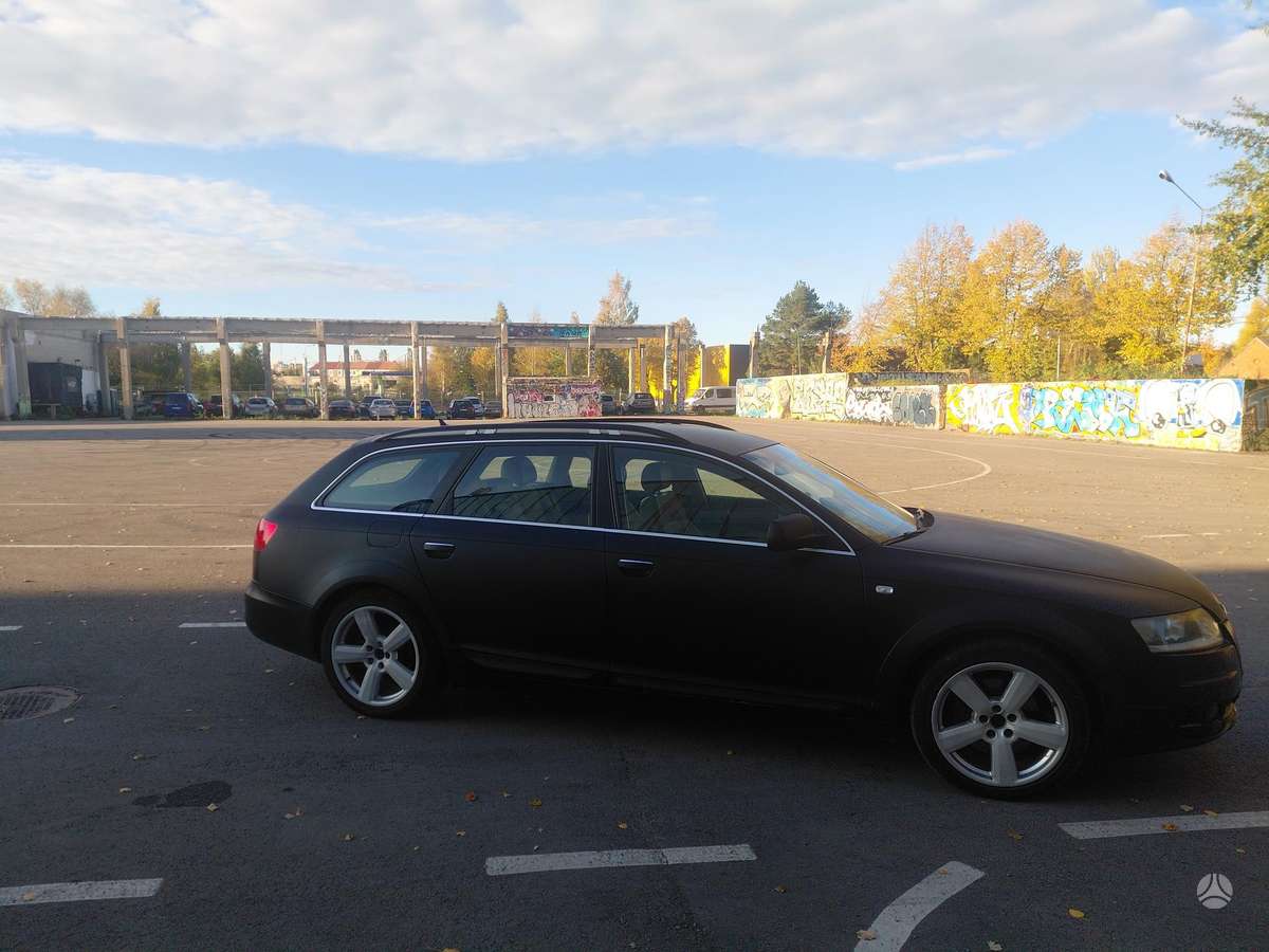 Audi A6 2006 — вигляд ззаду