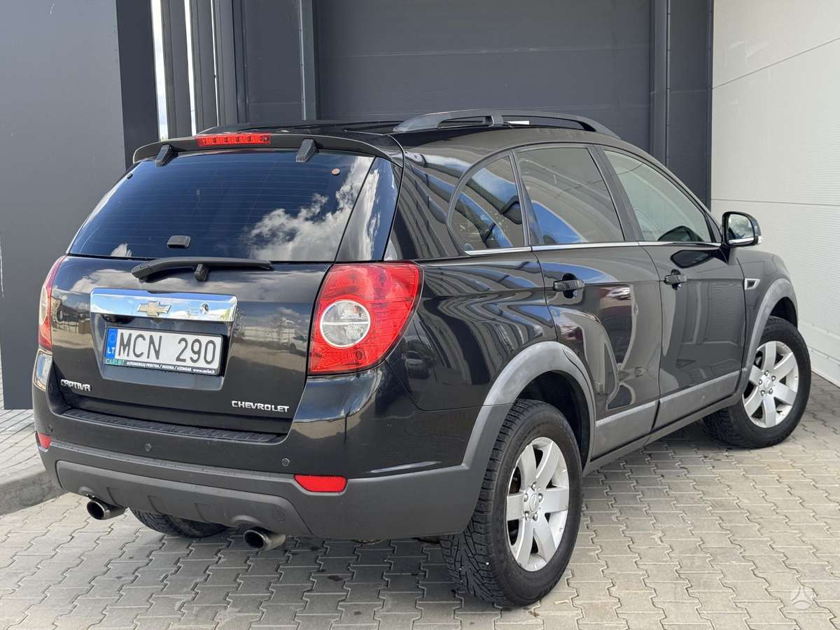 Chevrolet Captiva 2012 — двигун 2231 cm³, 163 HP (120kW)