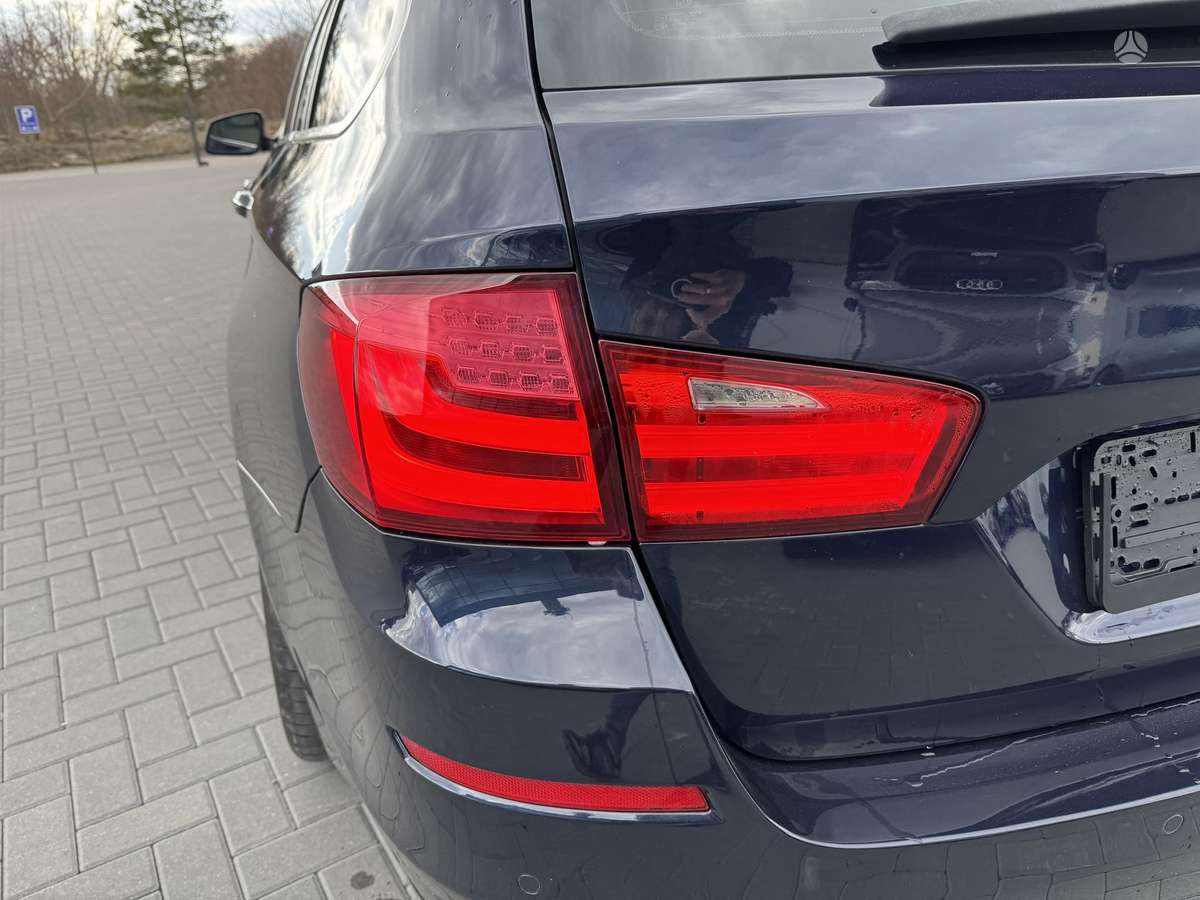BMW 530 2011 — photo 13