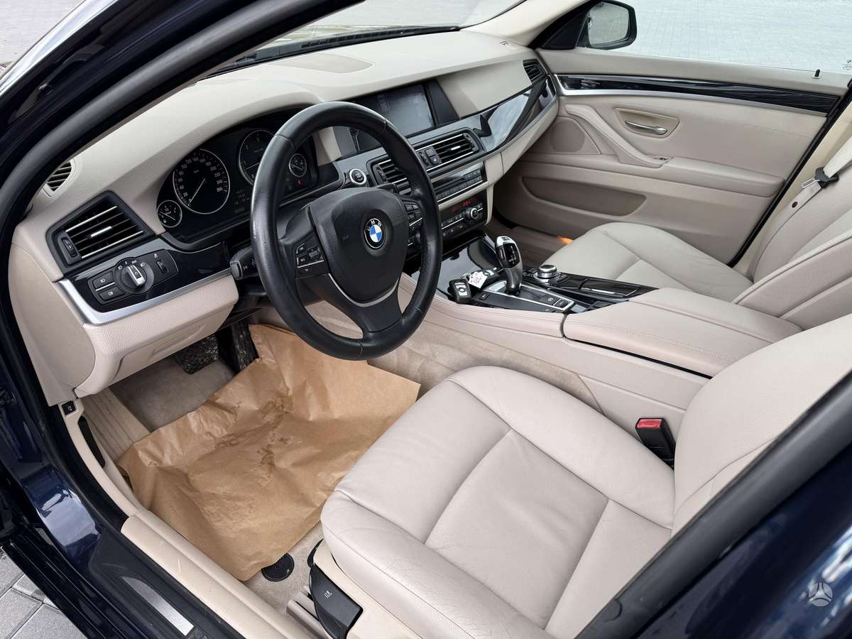 BMW 530 2011 — photo 20