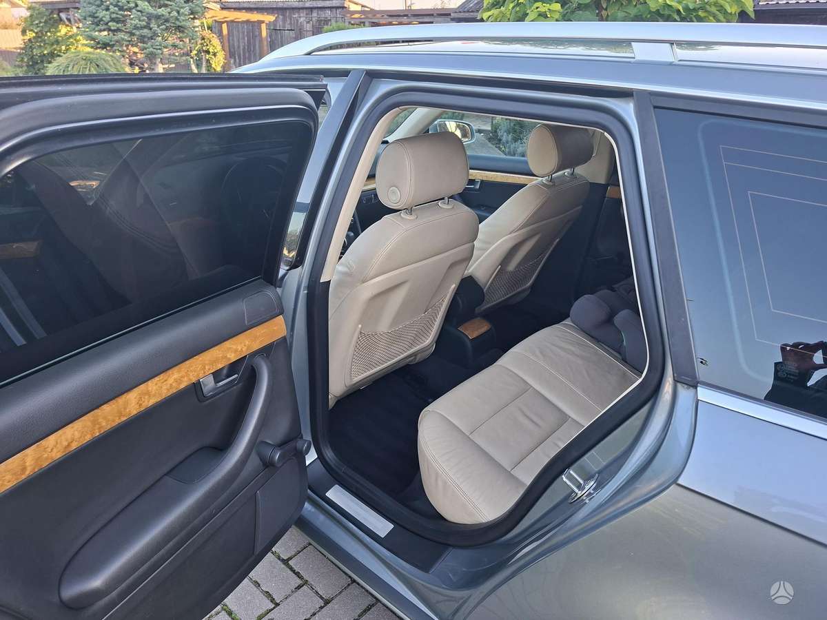 Audi A4 2006 — photo 10