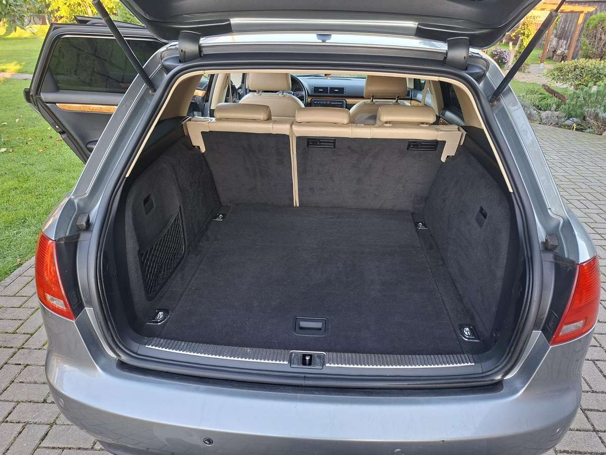 Audi A4 2006 — photo 13