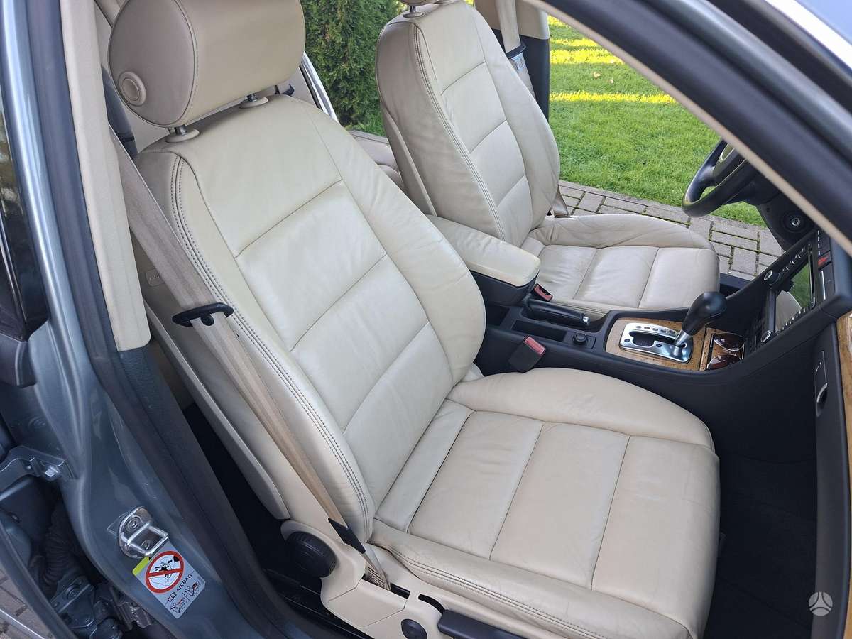 Audi A4 2006 — photo 15