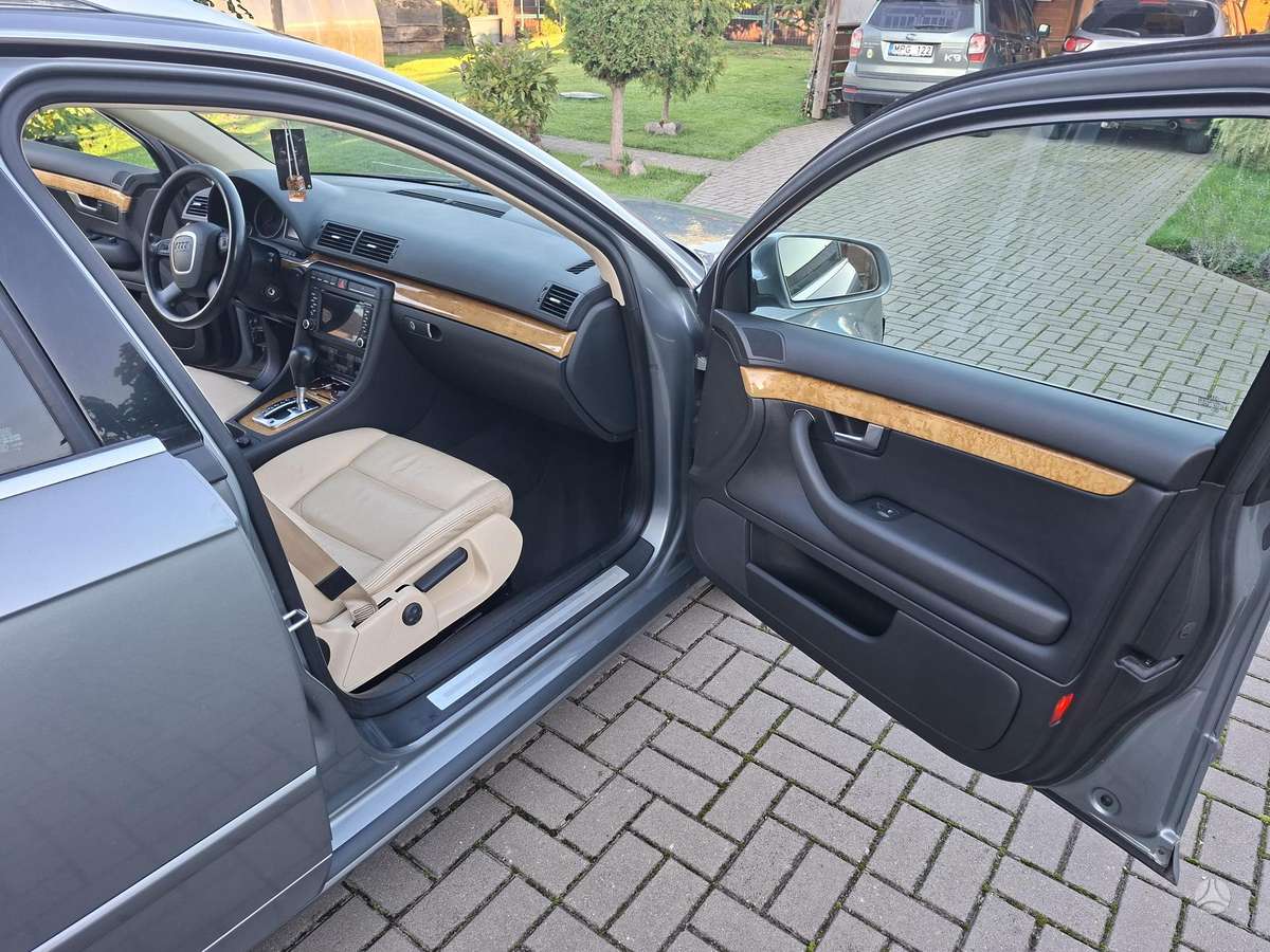 Audi A4 2006 — photo 16
