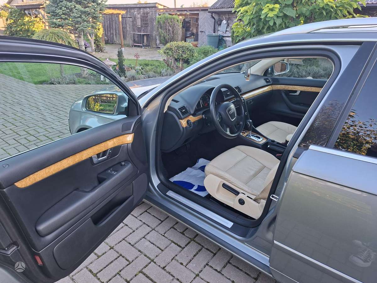 Audi A4 2006 — photo 9