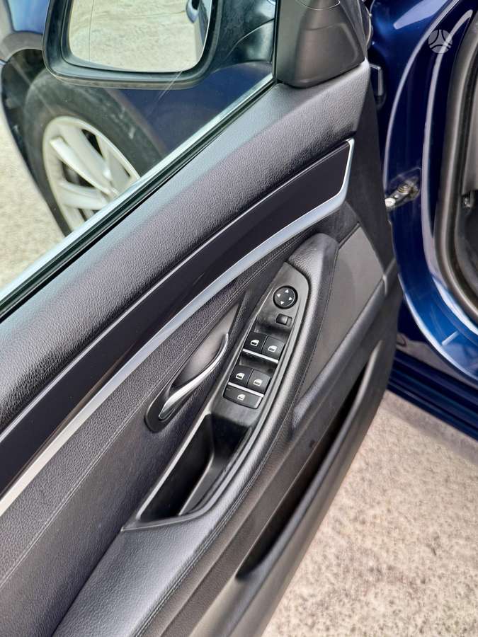 BMW 520 2013 — photo 15