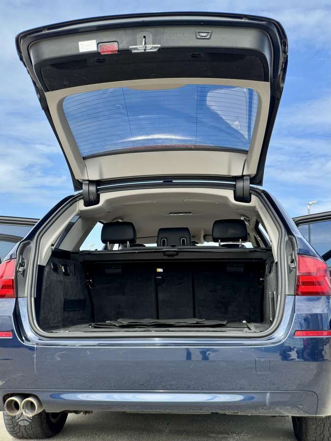 BMW 520 2013 — photo 19