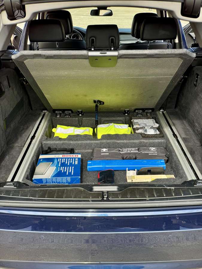 BMW 520 2013 — photo 21
