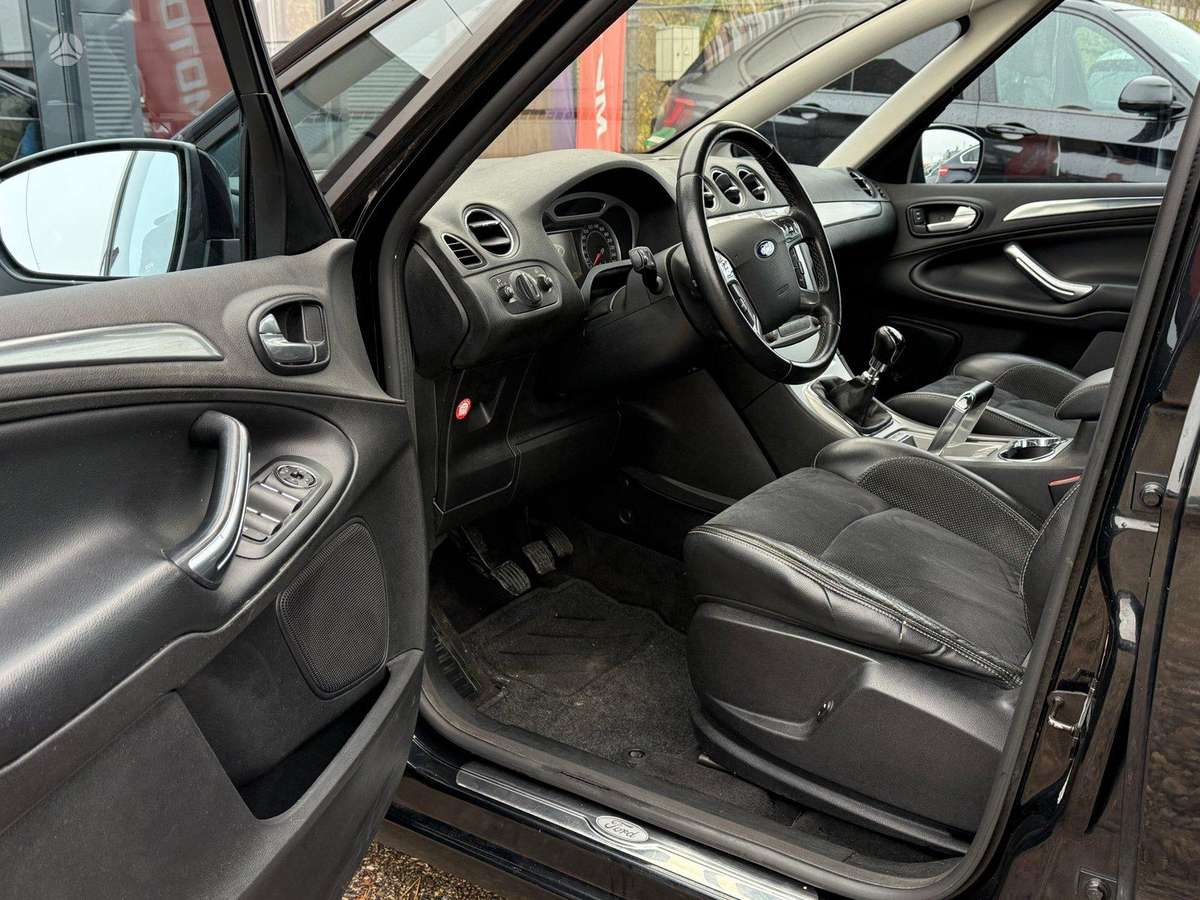 Ford S-MAX 2008 — photo 14
