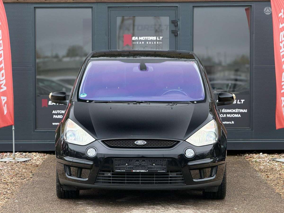 Ford S-MAX 2008 — rear view