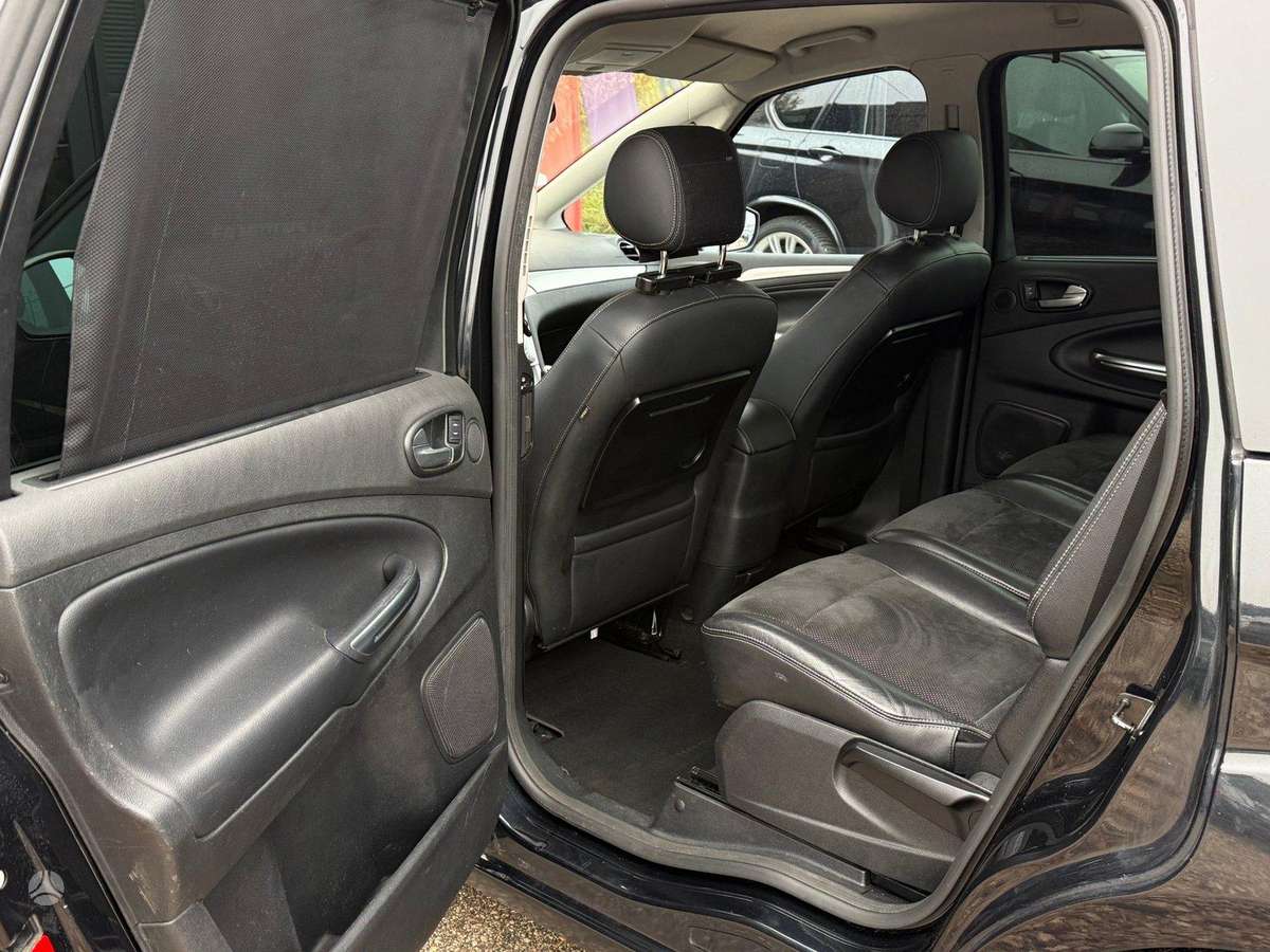 Ford S-MAX 2008 — photo 21