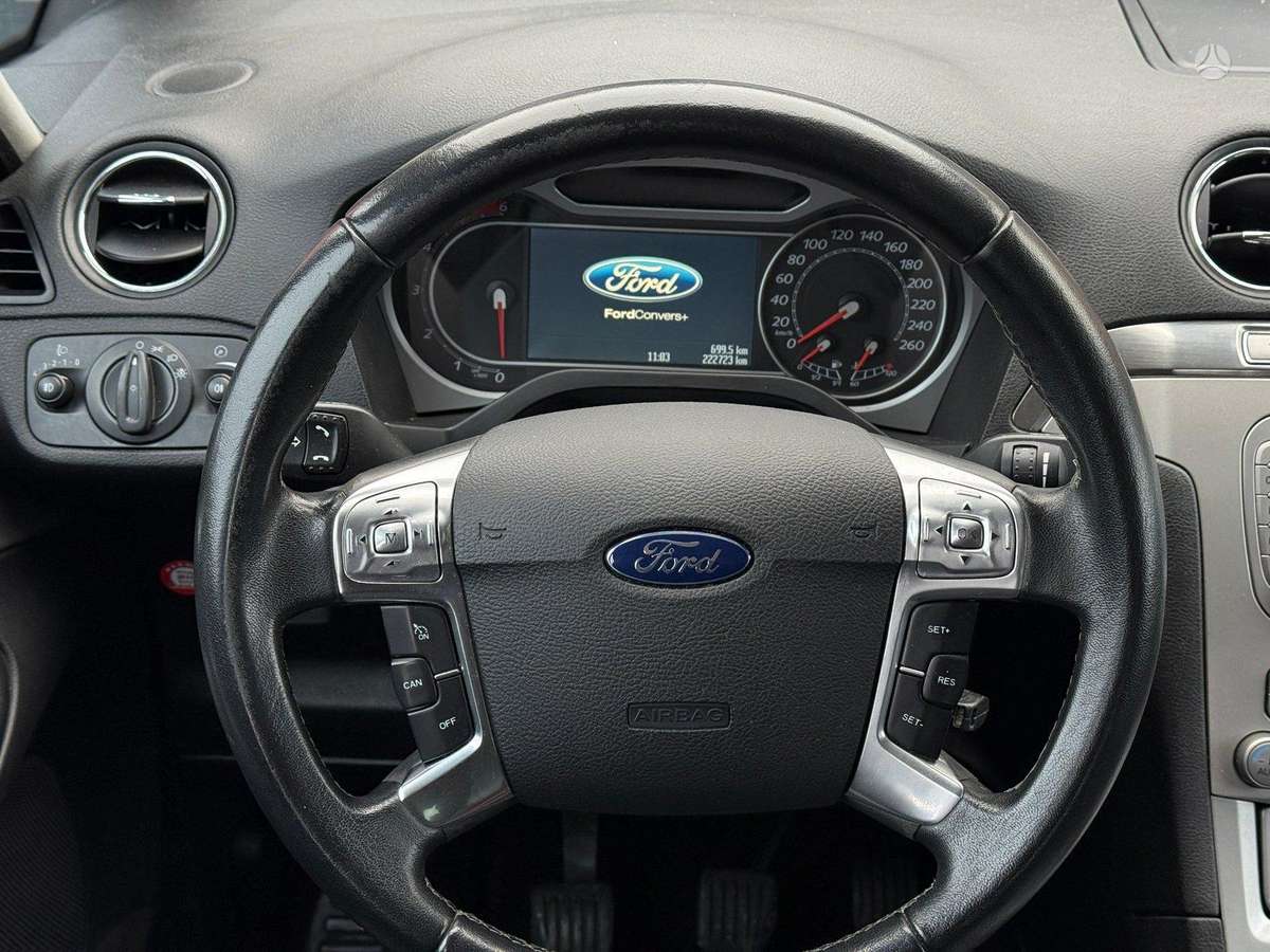 Ford S-MAX 2008 — photo 25