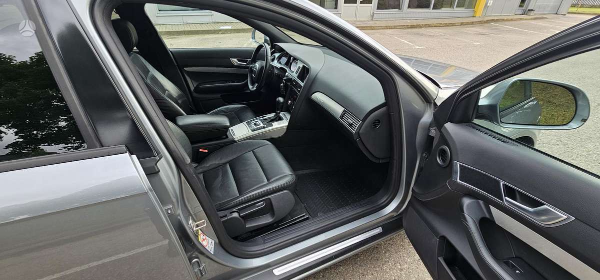 Audi A6 2009 — photo 22