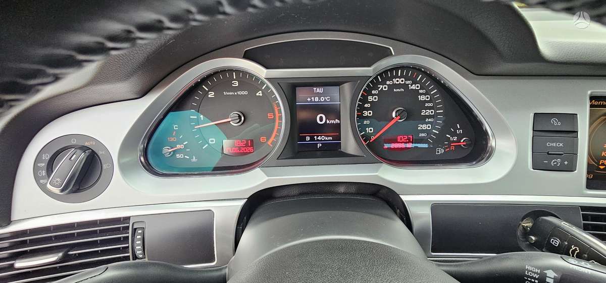 Audi A6 2009 — photo 26
