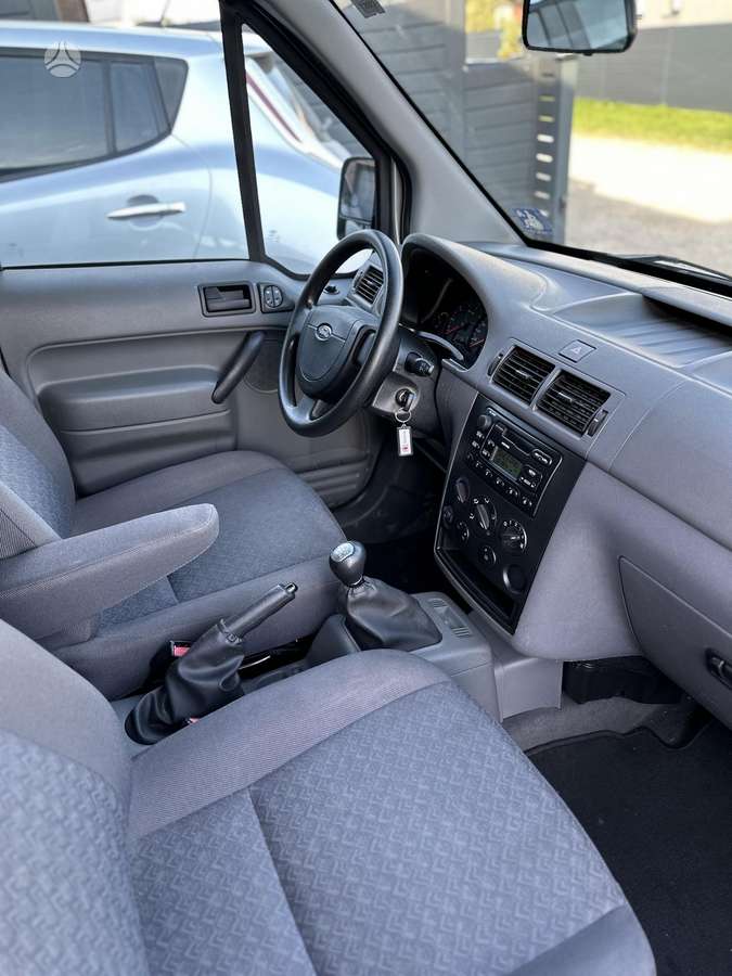 Ford Tourneo 2005 — фото 16