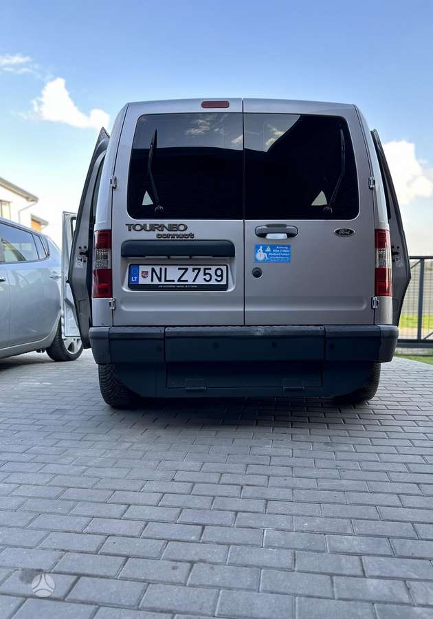 Ford Tourneo 2005 — салон
