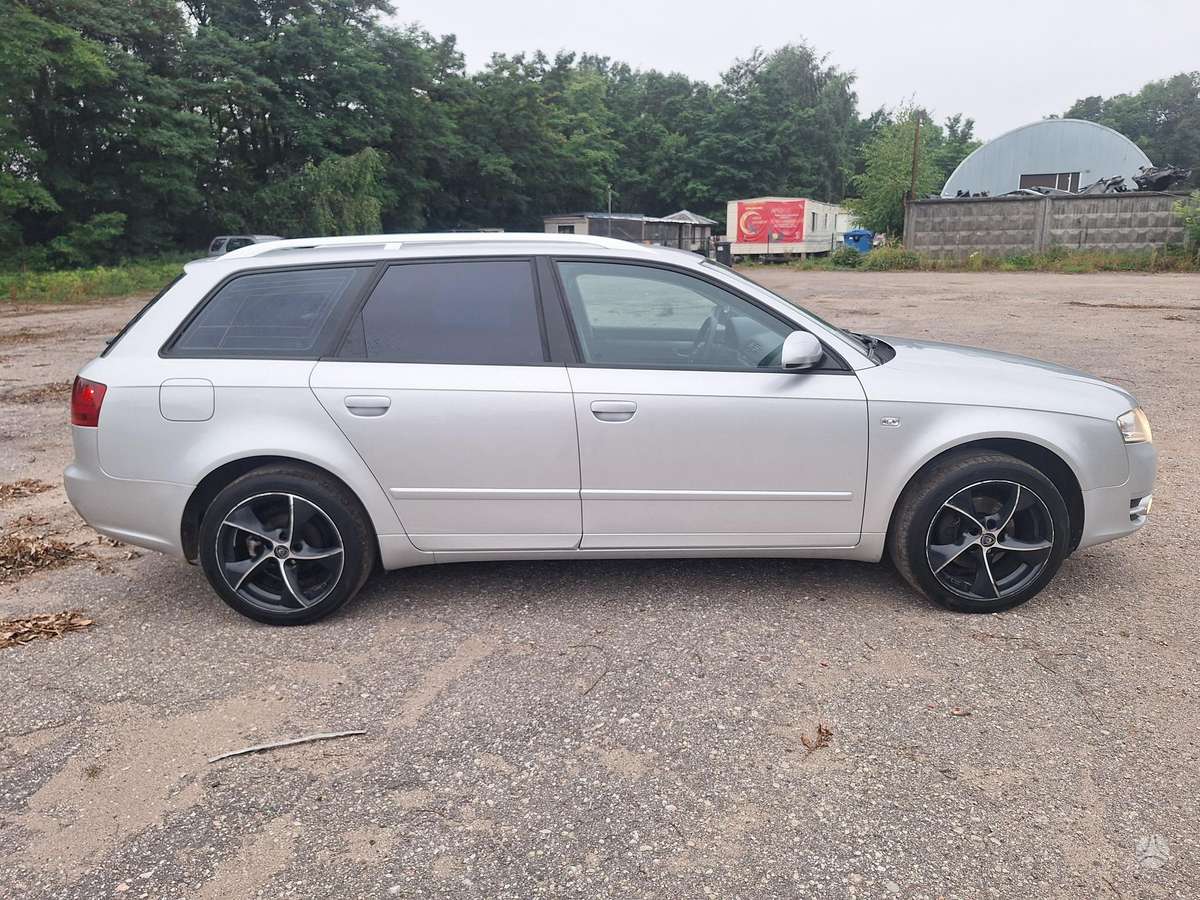 Audi A4 2005 — photo 7