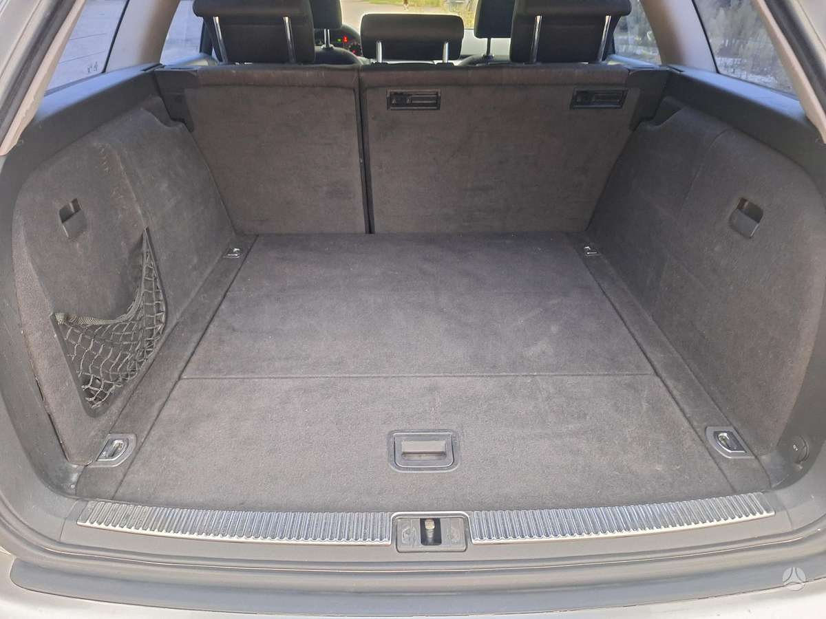 Audi A4 2005 — photo 9